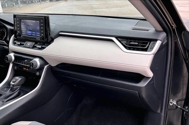 Certified Used 2021 MIDNIGHT BLACK METALLIC Toyota  image 18