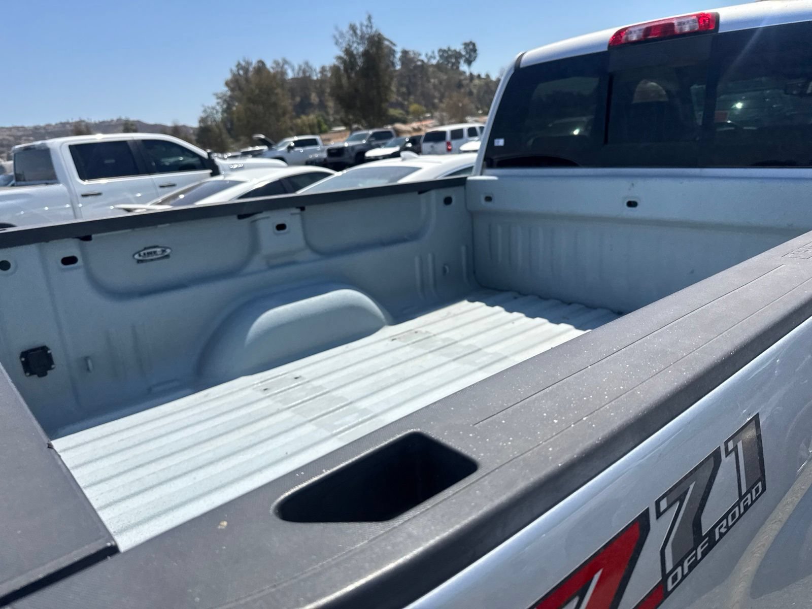 Used 2019 SILVER ICE METALLIC Chevrolet LTZ image 9
