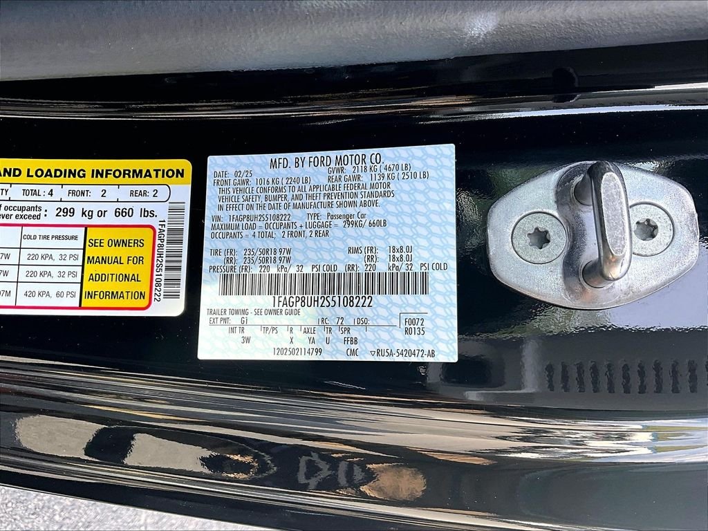 Used 2025 Shadow Black Ford EcoBoost Premium image 31