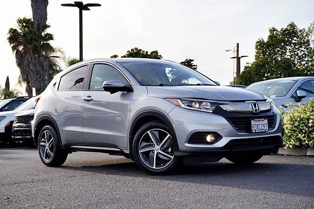 Used 2022 Silver Honda EX image 1