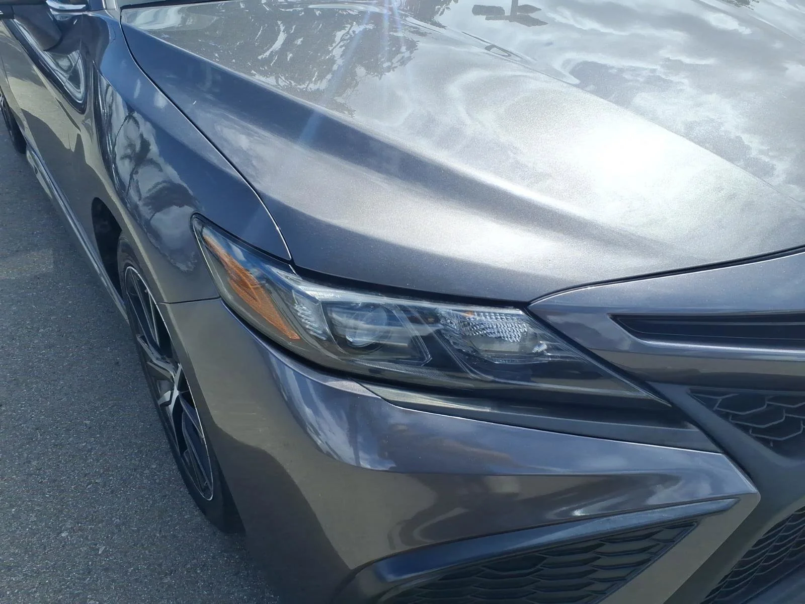 Used 2023 Predawn Gray Mica Toyota SE image 3