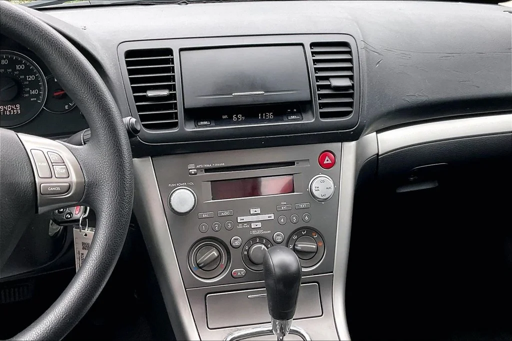 Used 2009 Gray Subaru 2.5i image 5