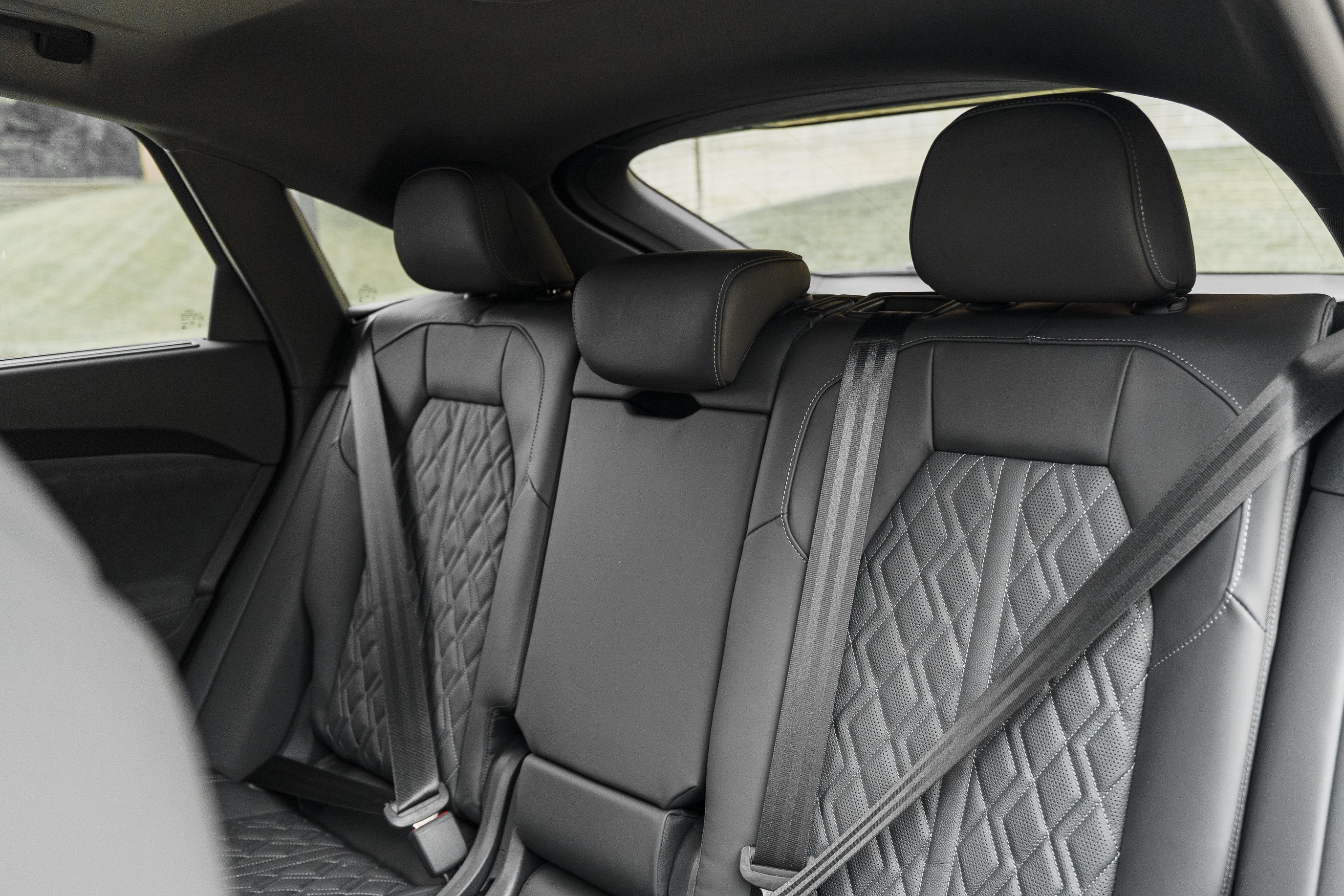 New 2026 DAYTONA GRAY Audi Premium Plus image 25