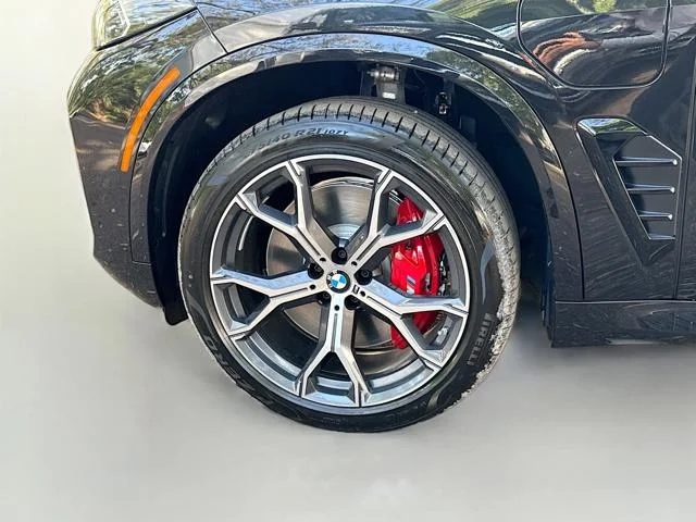 New 2026 Black Sapphire Metallic BMW xDrive50e image 42