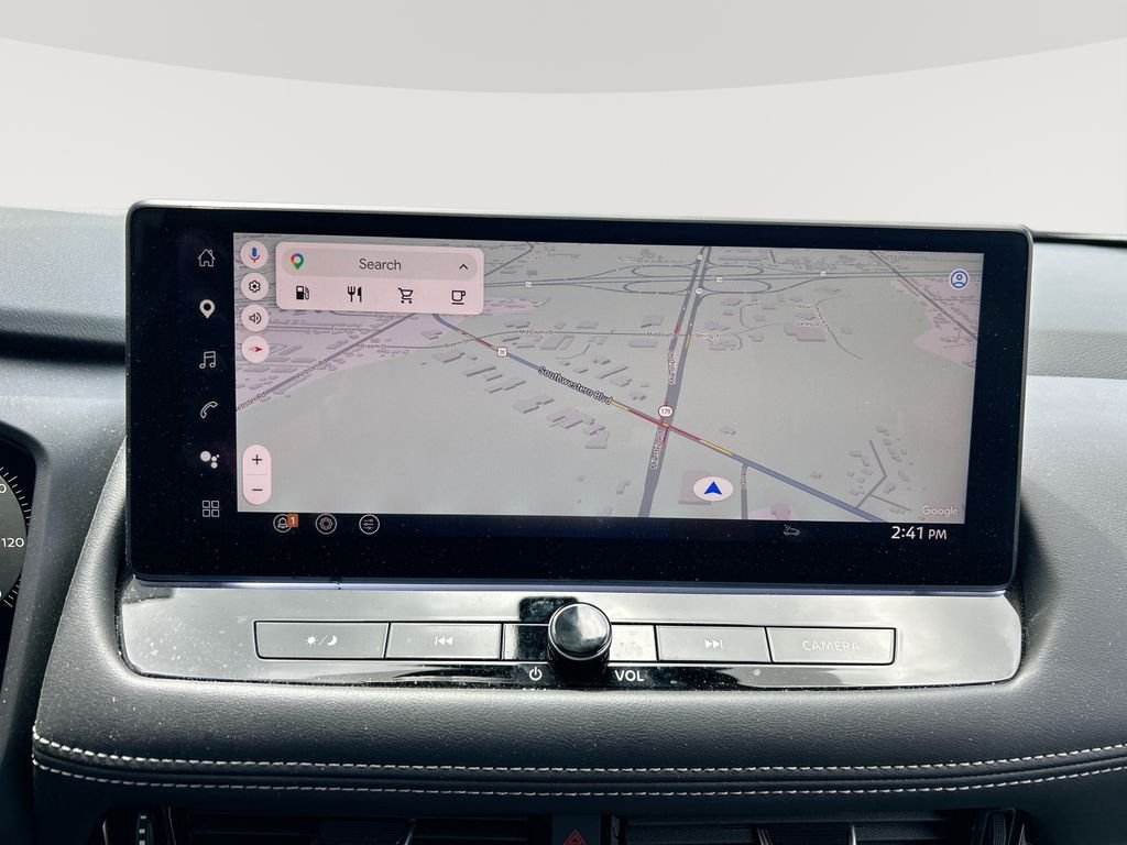 Used 2025 White Nissan Platinum image 18