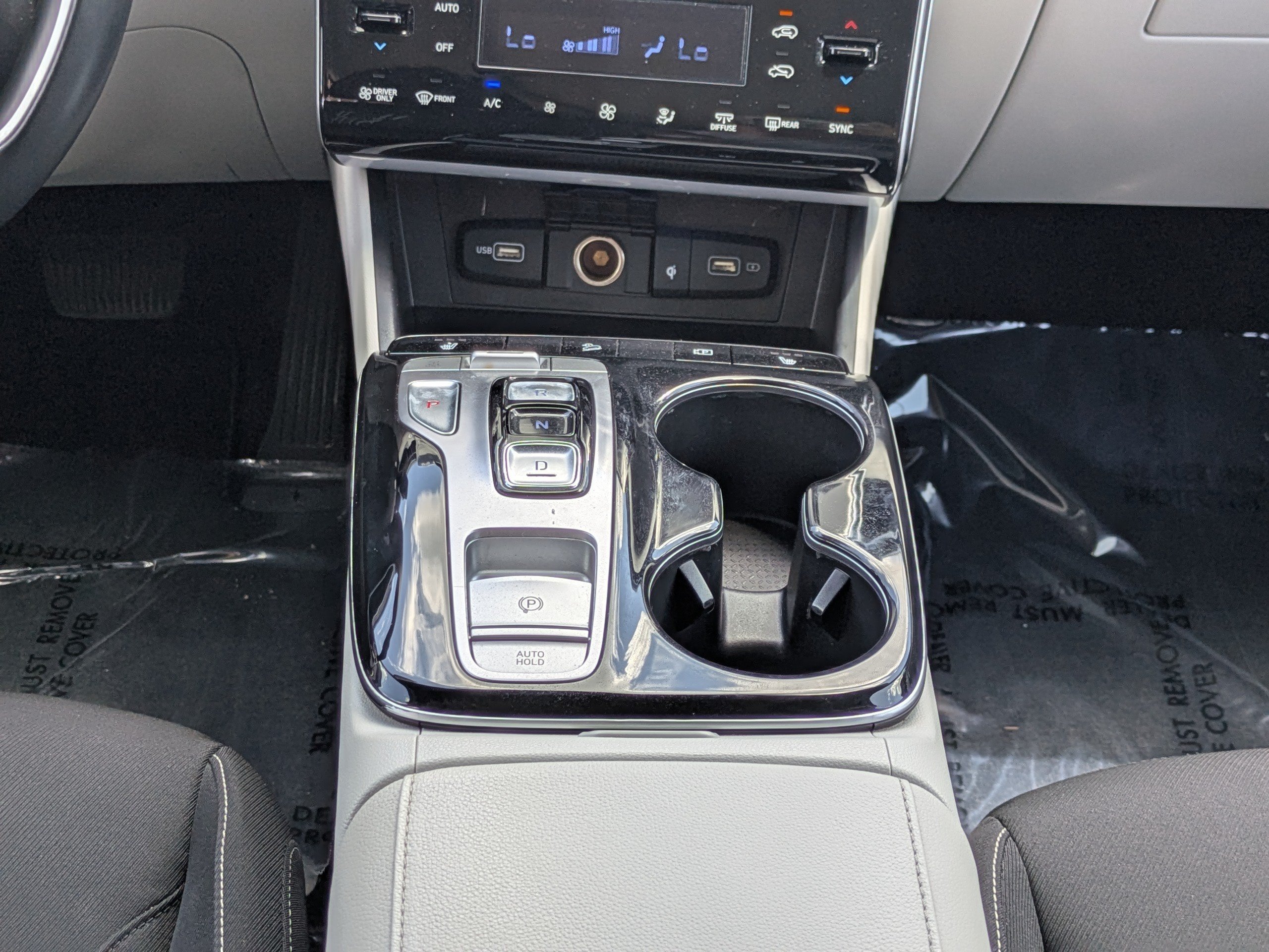 Certified Used 2022 Amazon Gray Hyundai SEL Convenience image 17