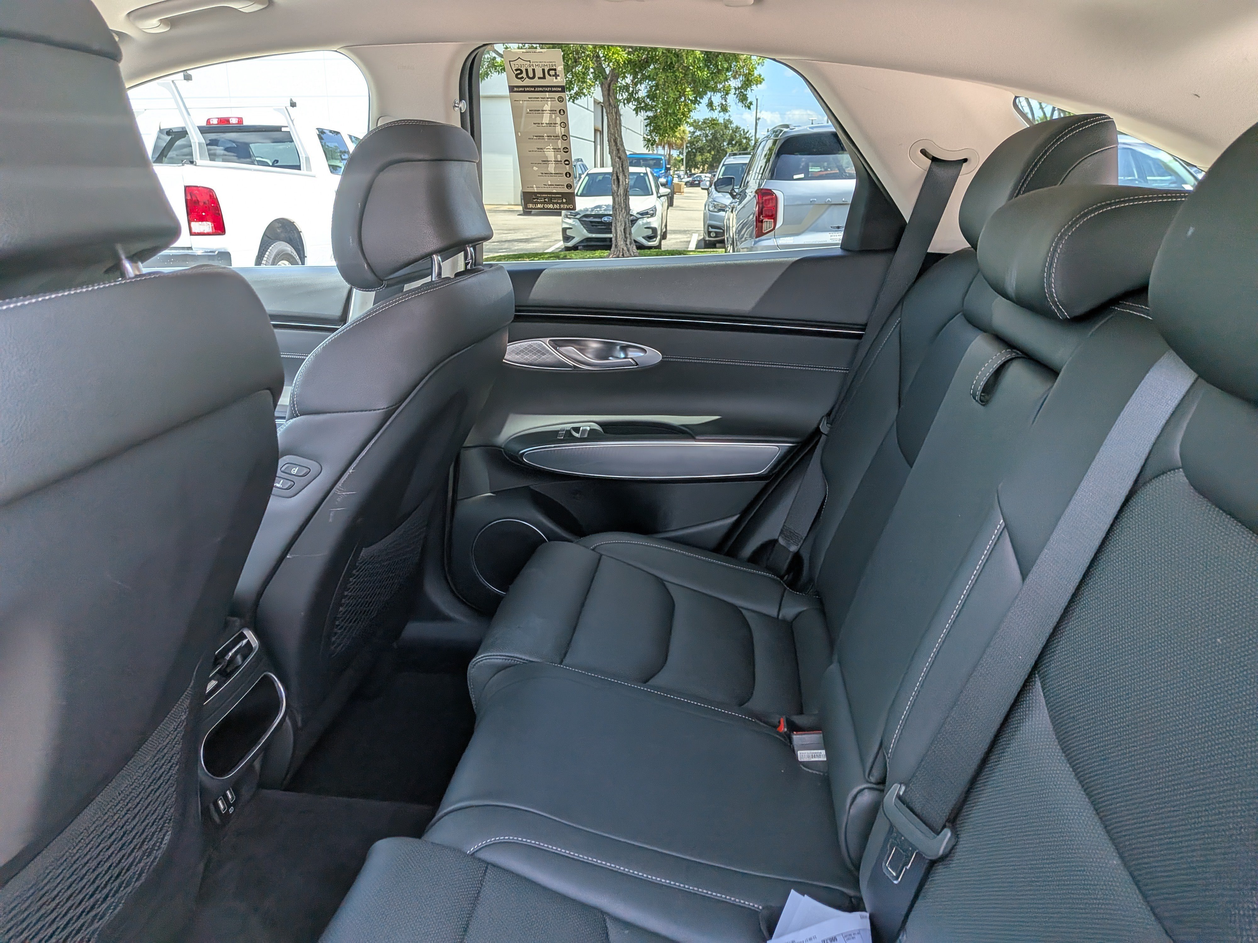 2022 GENESIS GV70 Standard - Photo 15