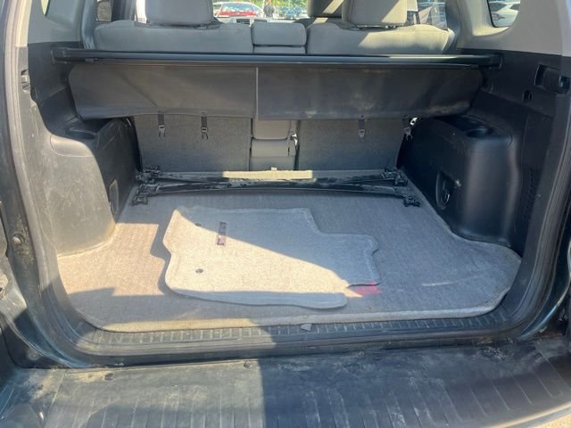 Used 2012 Green Toyota Base image 19