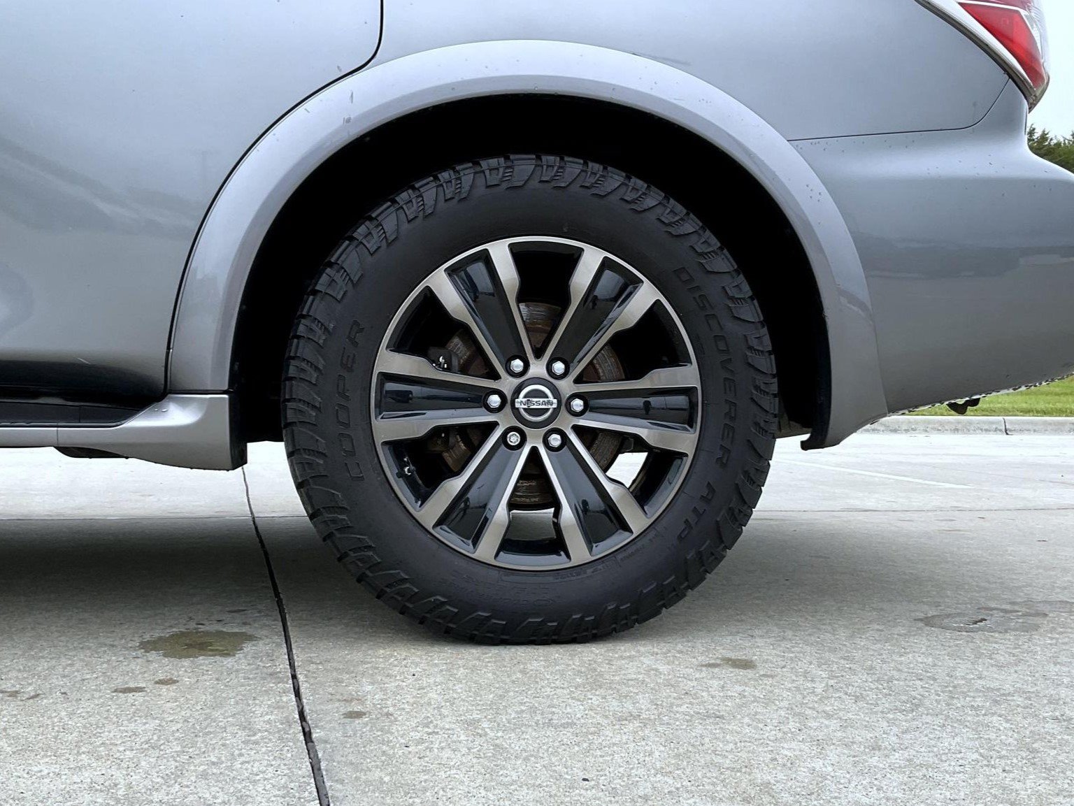 Used 2017 Gun Metallic Nissan Platinum image 26