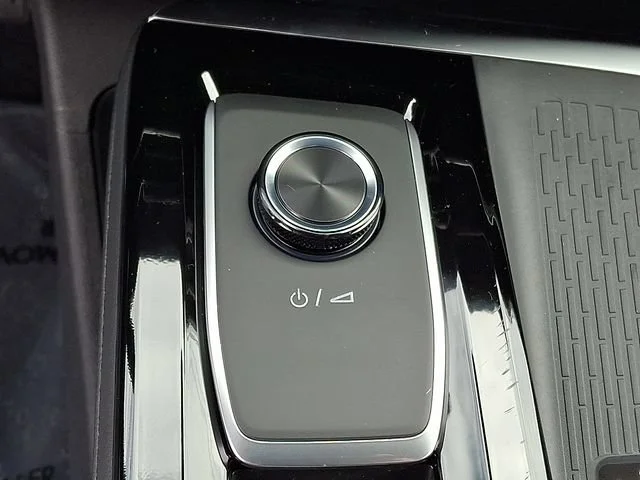 New 2027 Moonstone Gray Metallic Buick Preferred image 19
