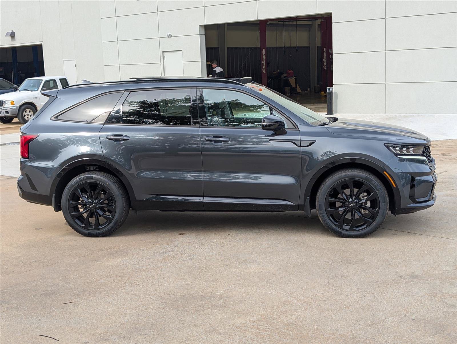 Used 2023 Gravity Grey Kia SX image 7