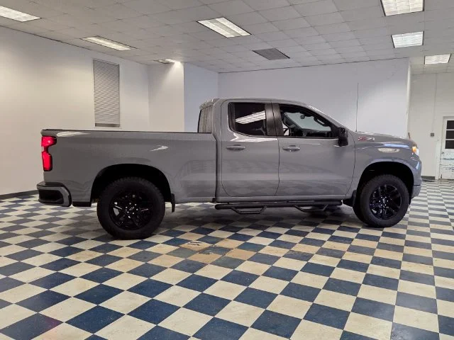 Used 2024 Slate Gray Metallic Chevrolet RST image 9