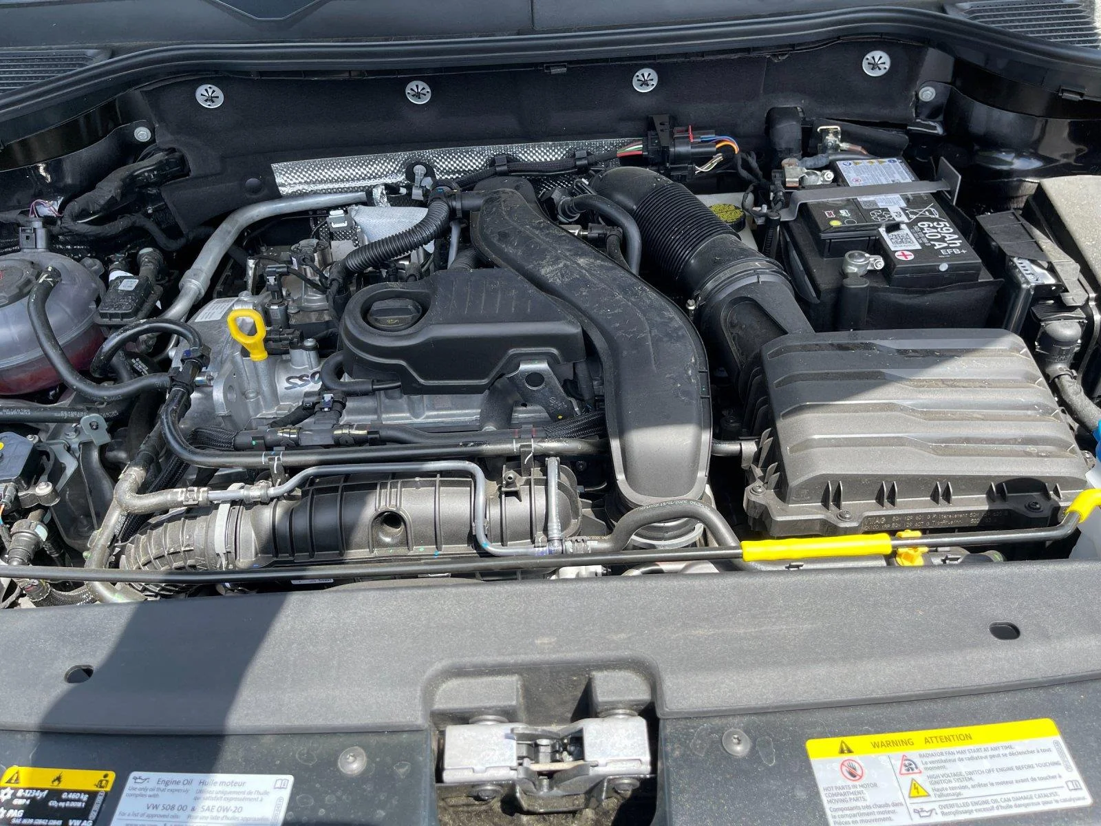 New 2026 Deep Black Pearl Volkswagen SEL image 9