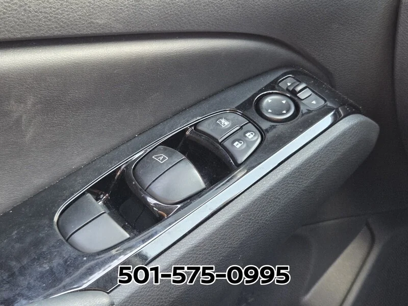 Used 2025 Super Black NISSAN SL FWD image 32