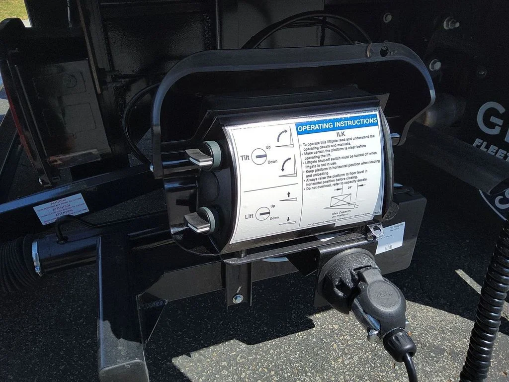 2025 Ford F-550 Super Duty Chassis Cab XL - Photo 14