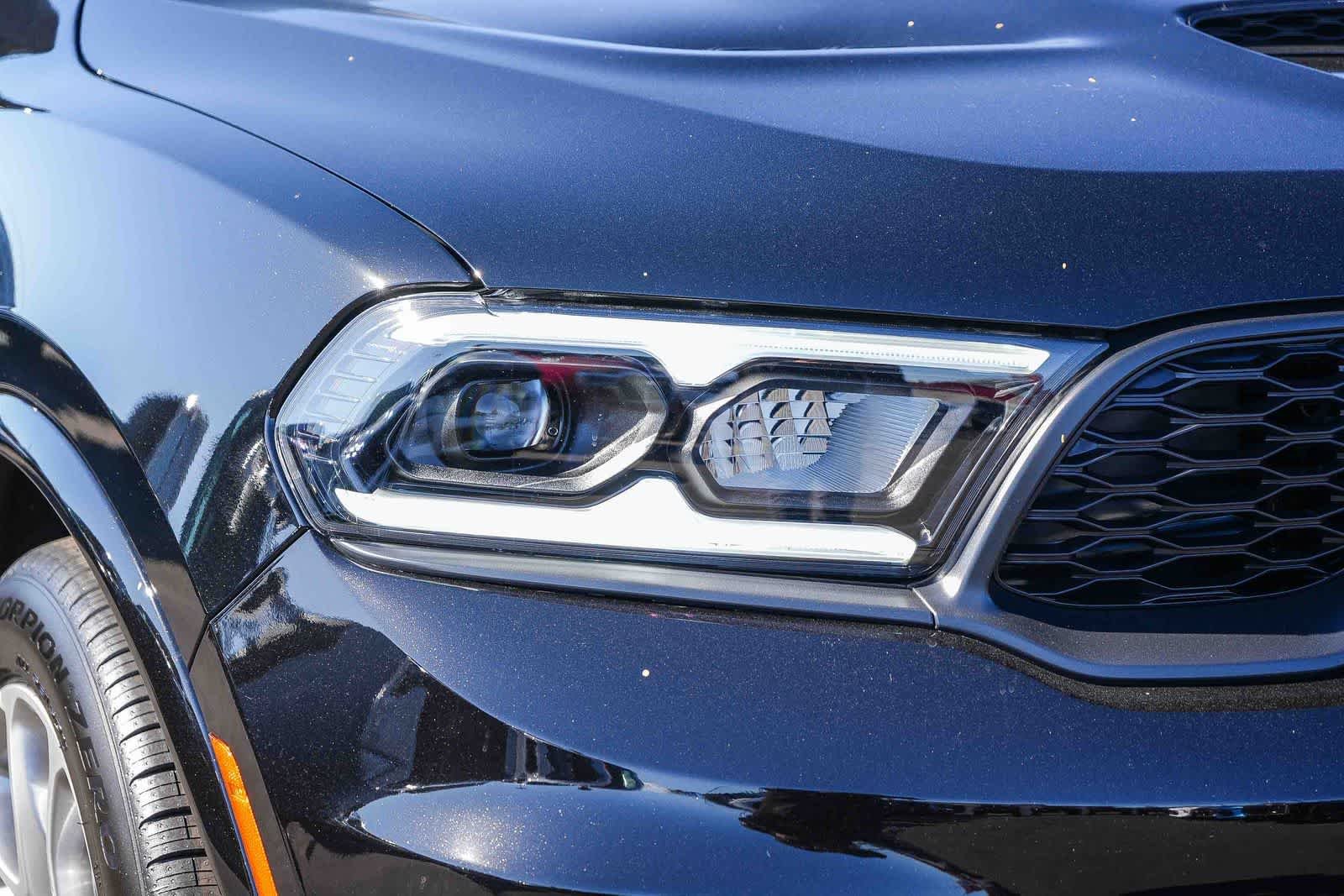 New 2026 Diamond Black Clear-Coat Exterior Paint Dodge GT HEMI V8 image 4