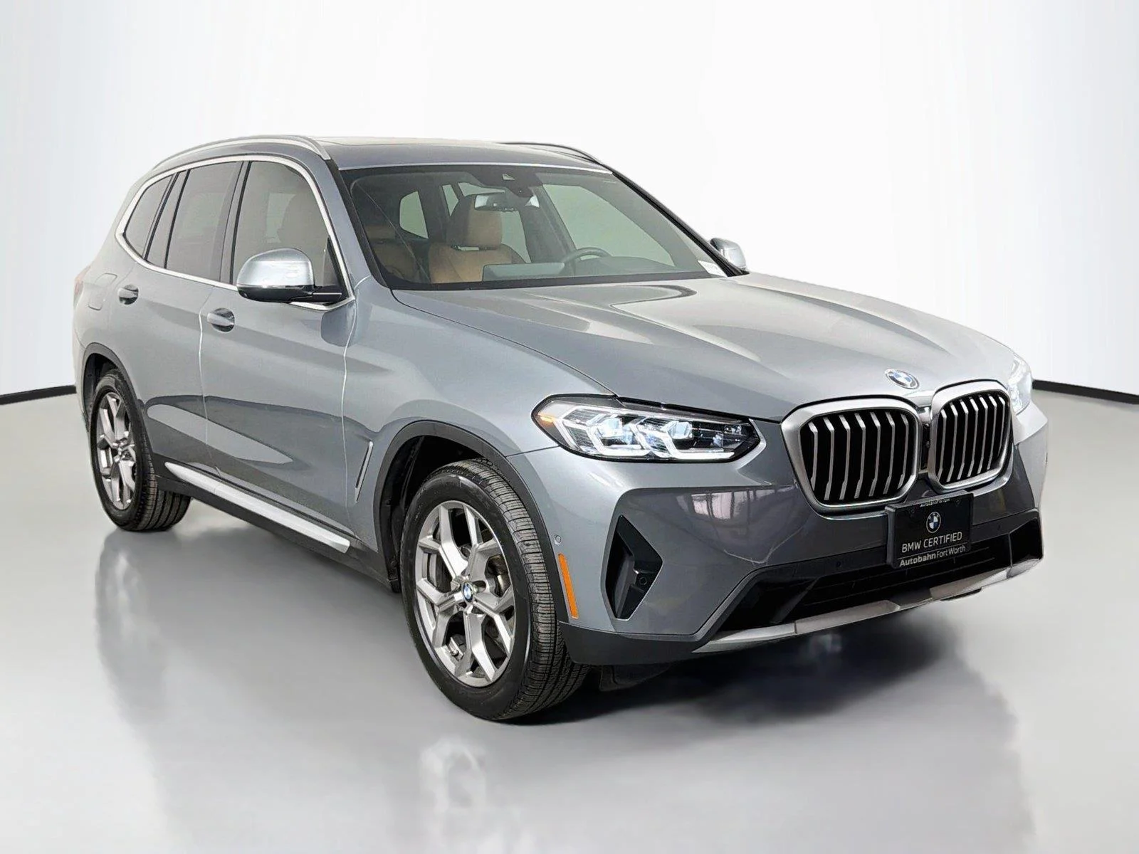 Certified Used 2023 Skyscraper Gray Metallic BMW xDrive30i image 4