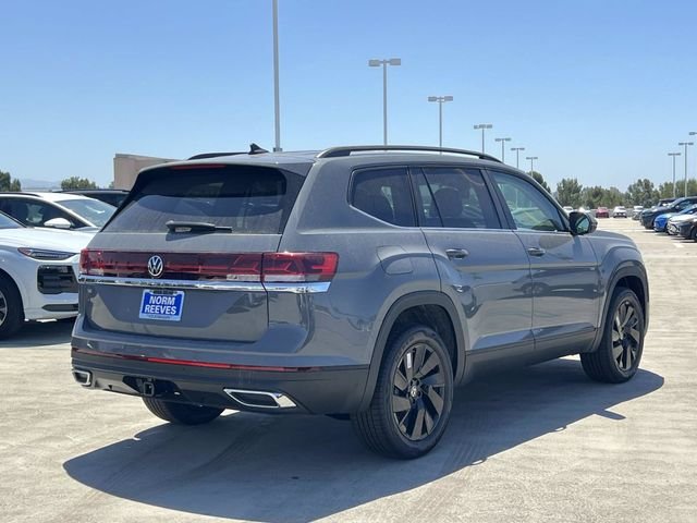New 2026 Gray Volkswagen SE w/Technology image 29