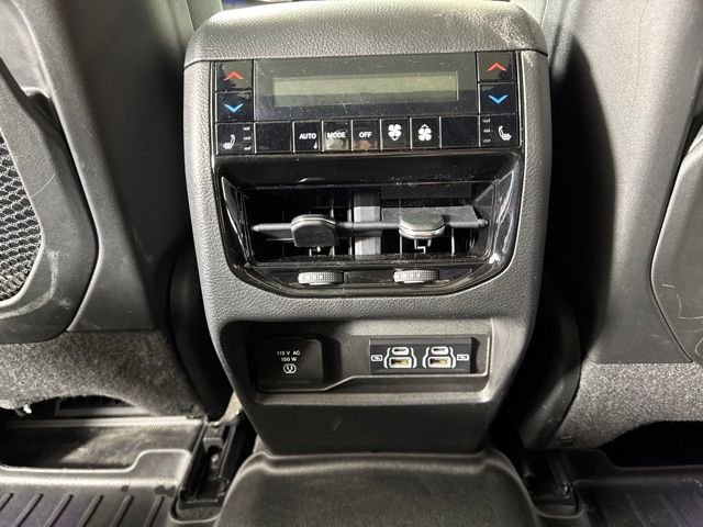 Used 2022 Silver Zynith Jeep Overland image 13