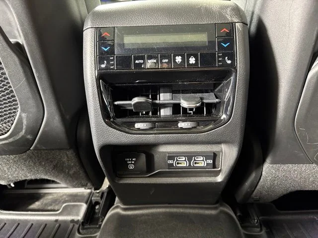 Used 2022 Silver Zynith Jeep Overland image 13