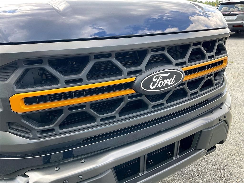 Used 2025 Antimatter Blue Metallic Ford Tremor image 30