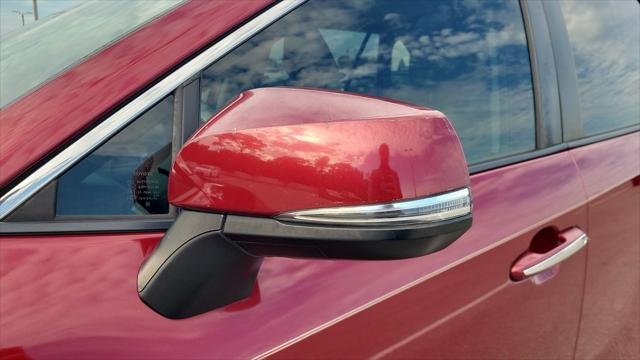 Certified Used 2019 RUBY FLARE PEARL Toyota  image 27