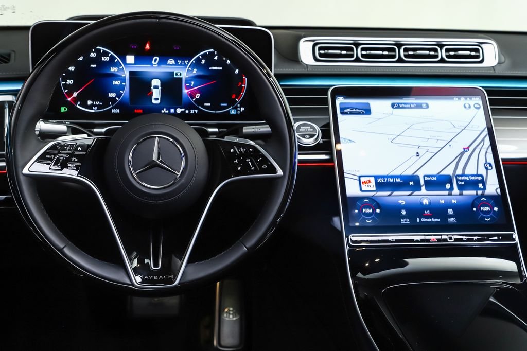 Certified Used 2024  Mercedes-Benz Maybach S 580 image 16