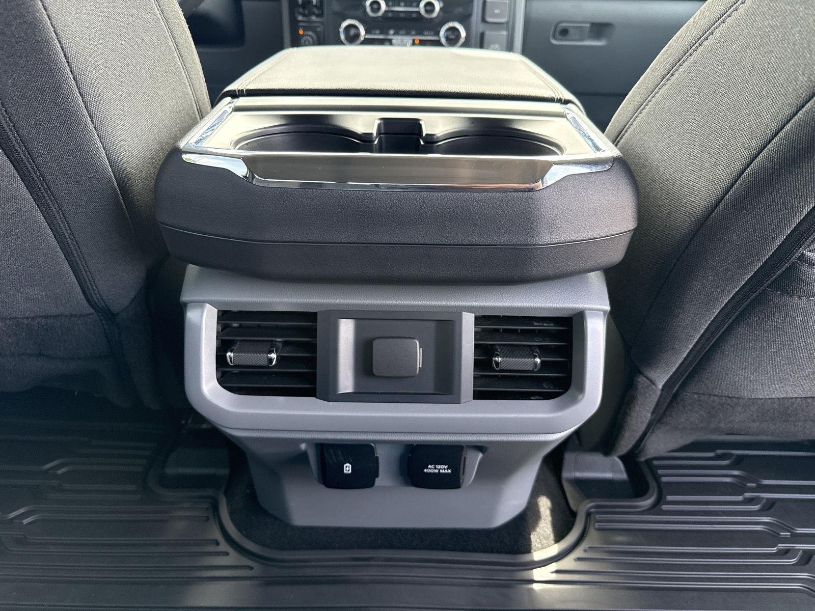 Used 2024 Oxford White Ford XLT image 29