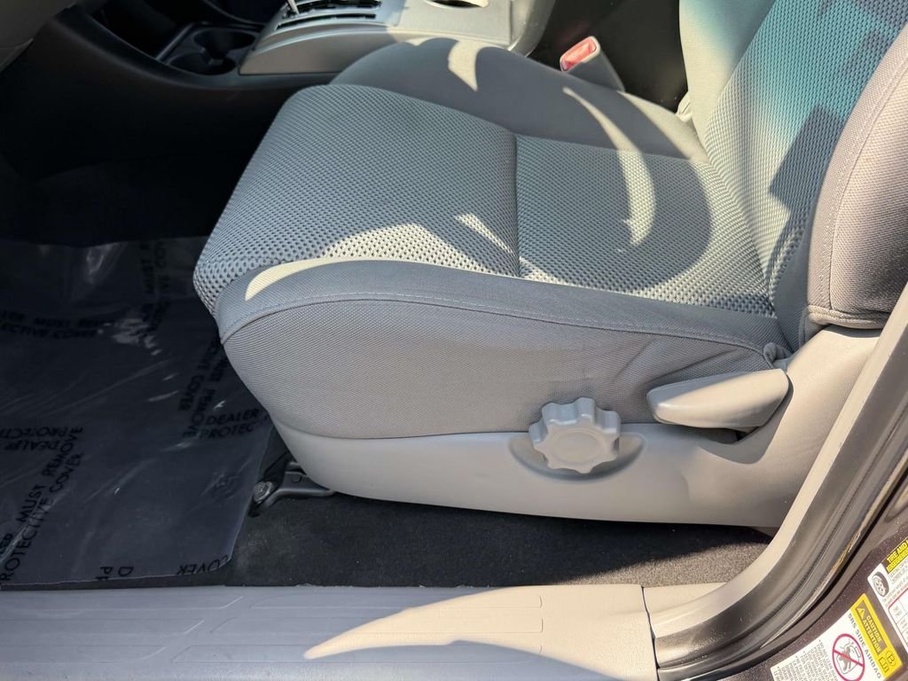 Used 2015 Gray Toyota Base image 16