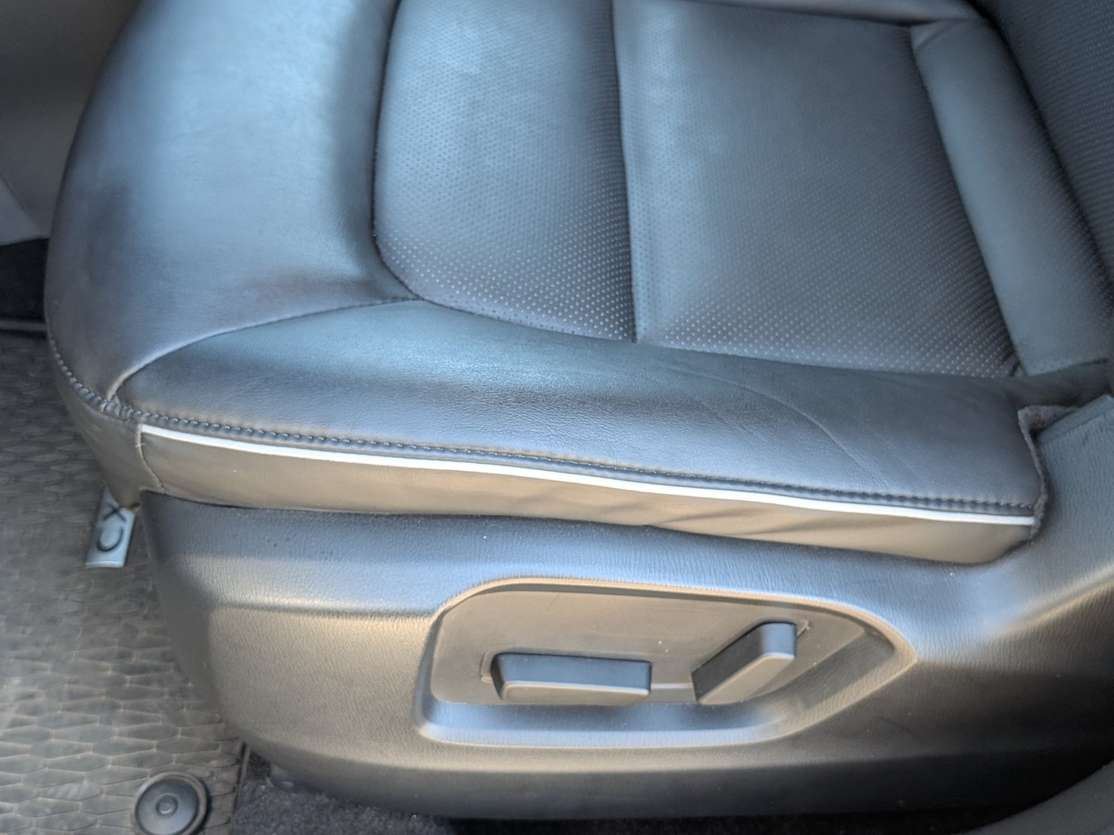 2025 Mazda CX-5 S Select Package - Photo 11