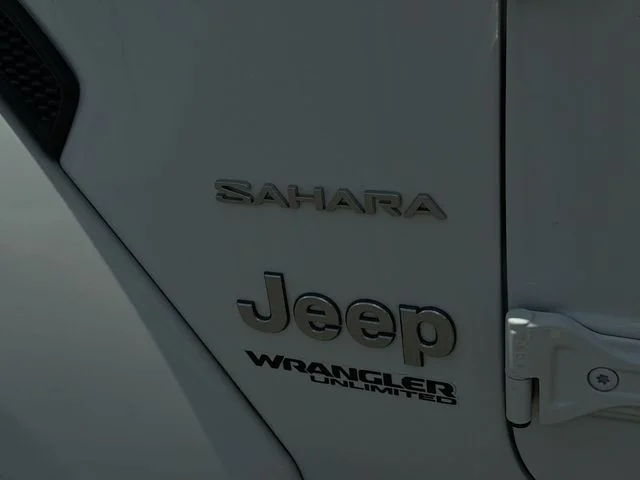 Used 2021 White Jeep Unlimited Sahara image 37