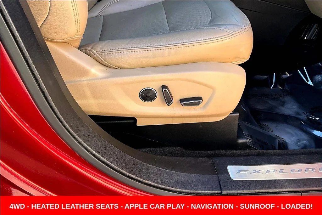 Used 2017 Red Ford Limited image 37
