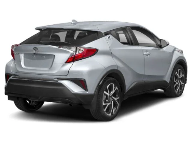 Used 2018 Pearl Toyota XLE Premium image 2