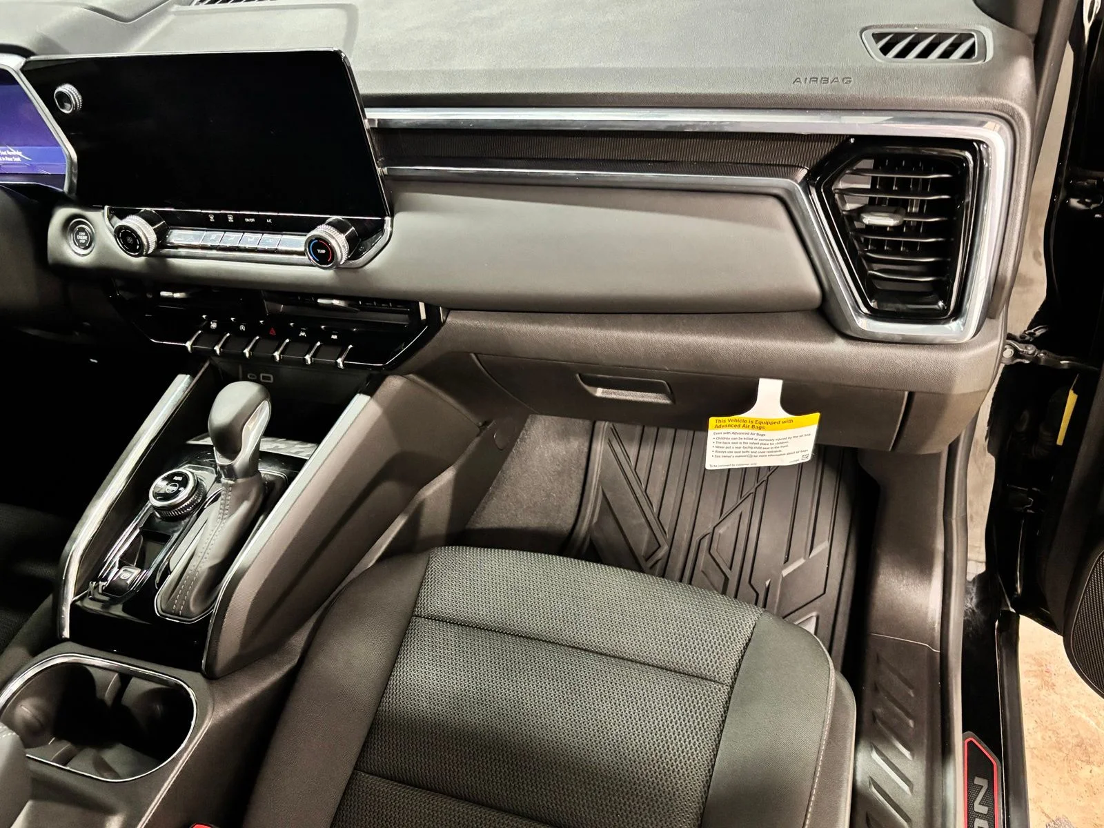 Used 2025 Black GMC Elevation image 20