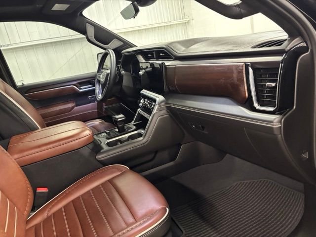 Used 2026 Black GMC Denali Ultimate image 16