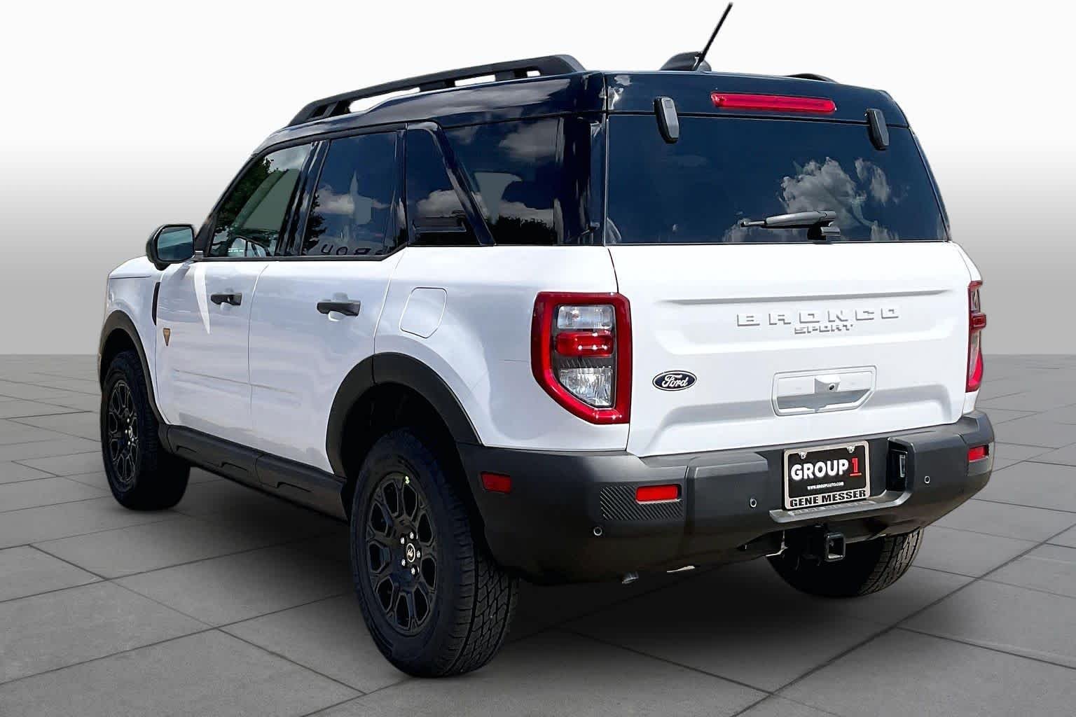 New 2026 Oxford White Ford Badlands® image 12