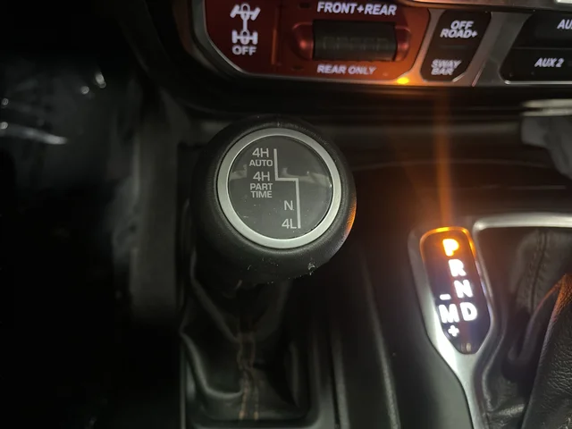 Used 2021 Snazzberry Pearlcoat Jeep Unlimited Rubicon 392 image 23