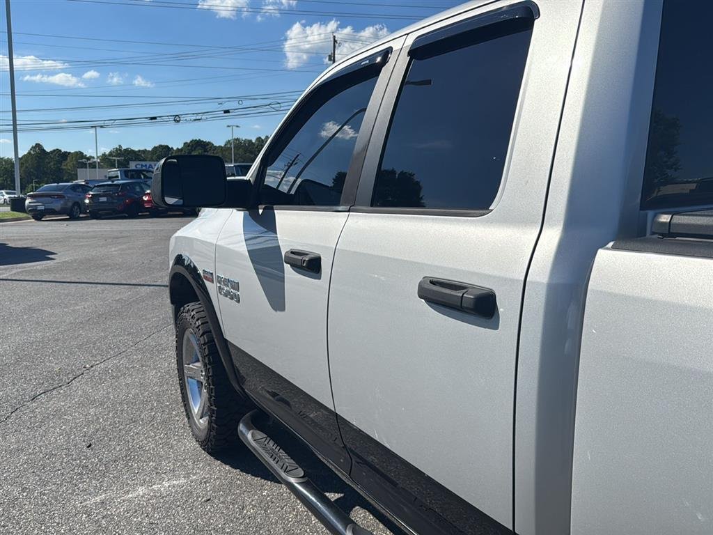 Used 2014 Bright Silver Metallic Clearcoat Ram Outdoorsman image 8