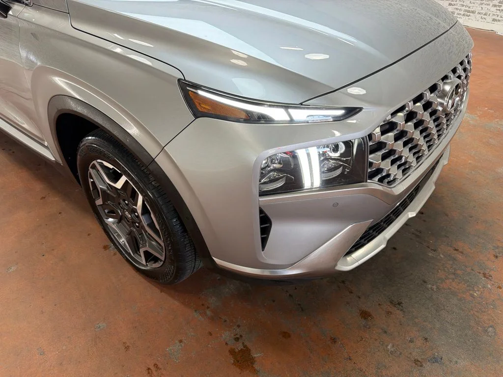 Used 2023 Shimmering Silver Hyundai Limited image 9
