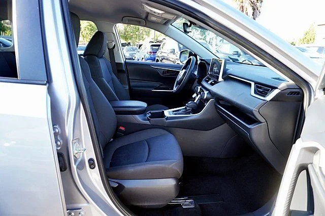 Used 2025 Silver Toyota LE image 10