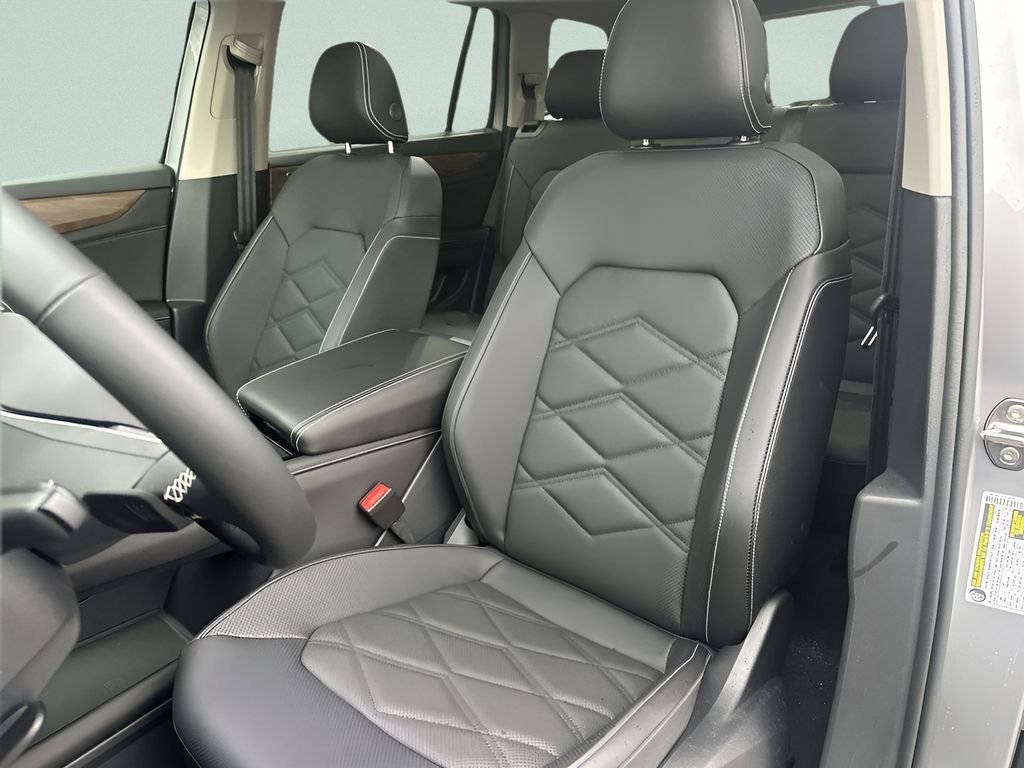 2026 Volkswagen Atlas SE w/Tech - Photo 11