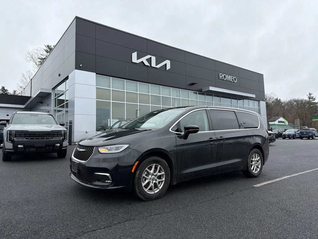 2023 Chrysler Pacifica