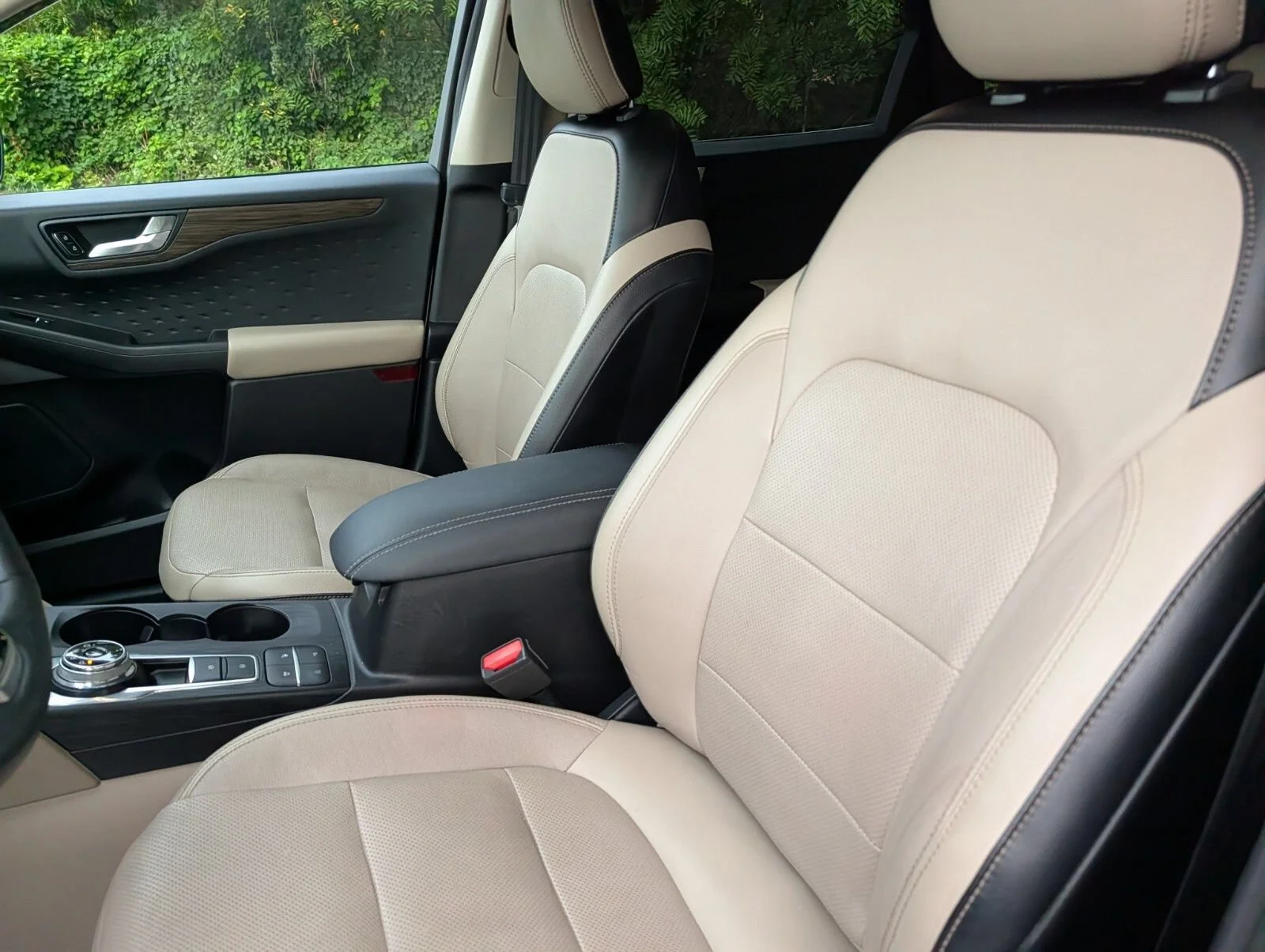 Used 2020 White Ford Titanium image 20