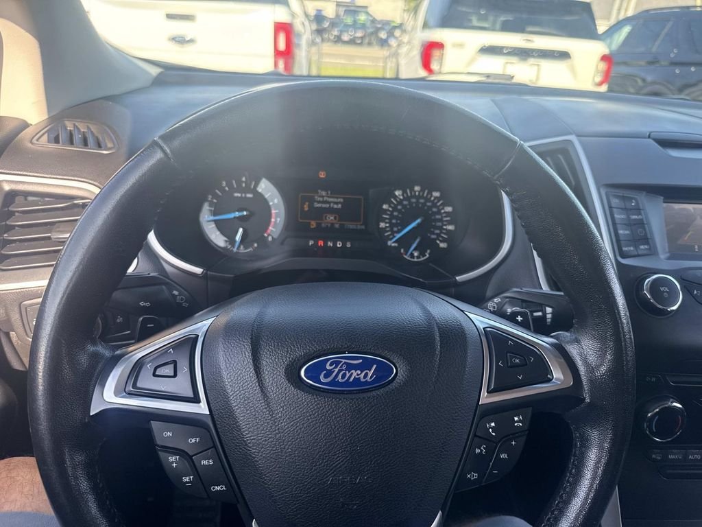 Used 2017 Black Ford SEL image 28