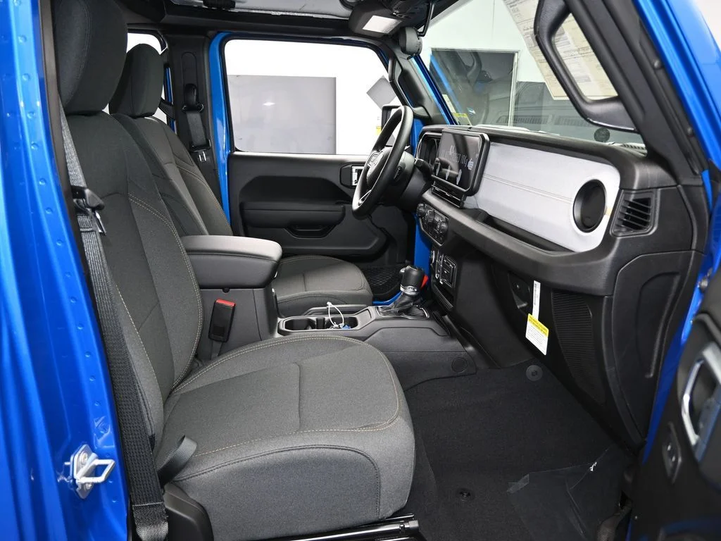 New 2026 Hydro Blue Pearl-Coat Exterior Paint Jeep Sport image 36