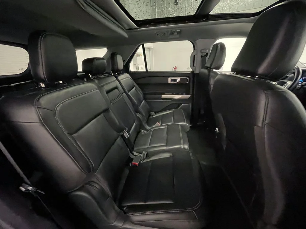 Used 2021 Black Ford XLT image 26