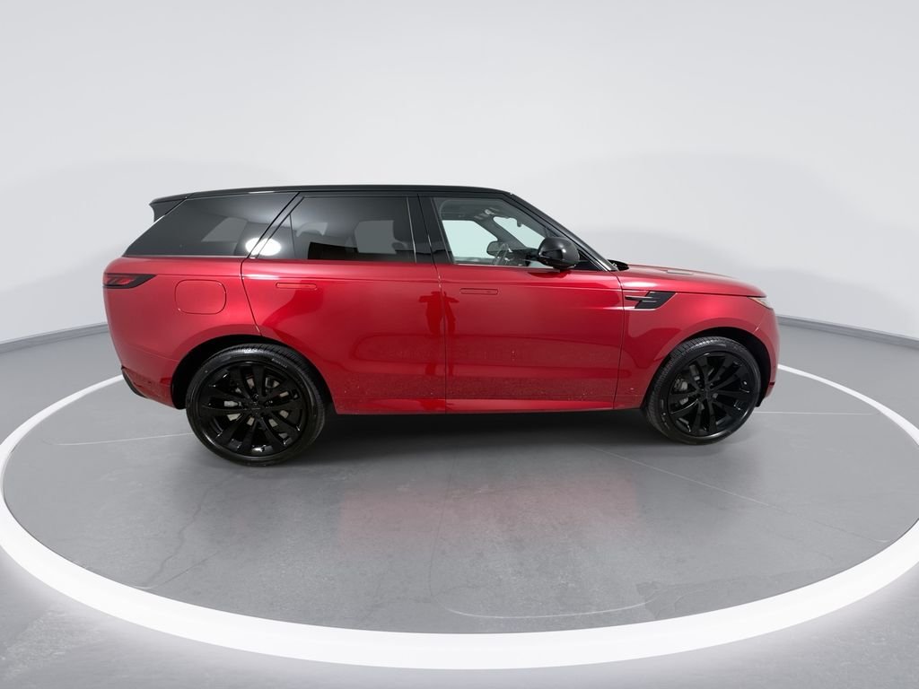 New 2026 Firenze Red Land Rover Dynamic SE image 9