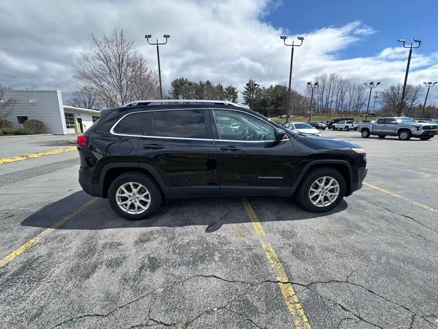 Used 2018 Jeep Cherokee Latitude Plus with VIN 1C4PJMLX3JD526130 for sale in Mechanicville, NY