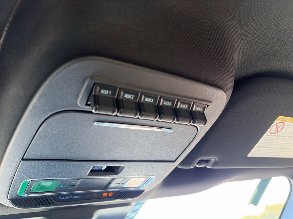 Used 2024 Oxford White Ford Lariat image 27