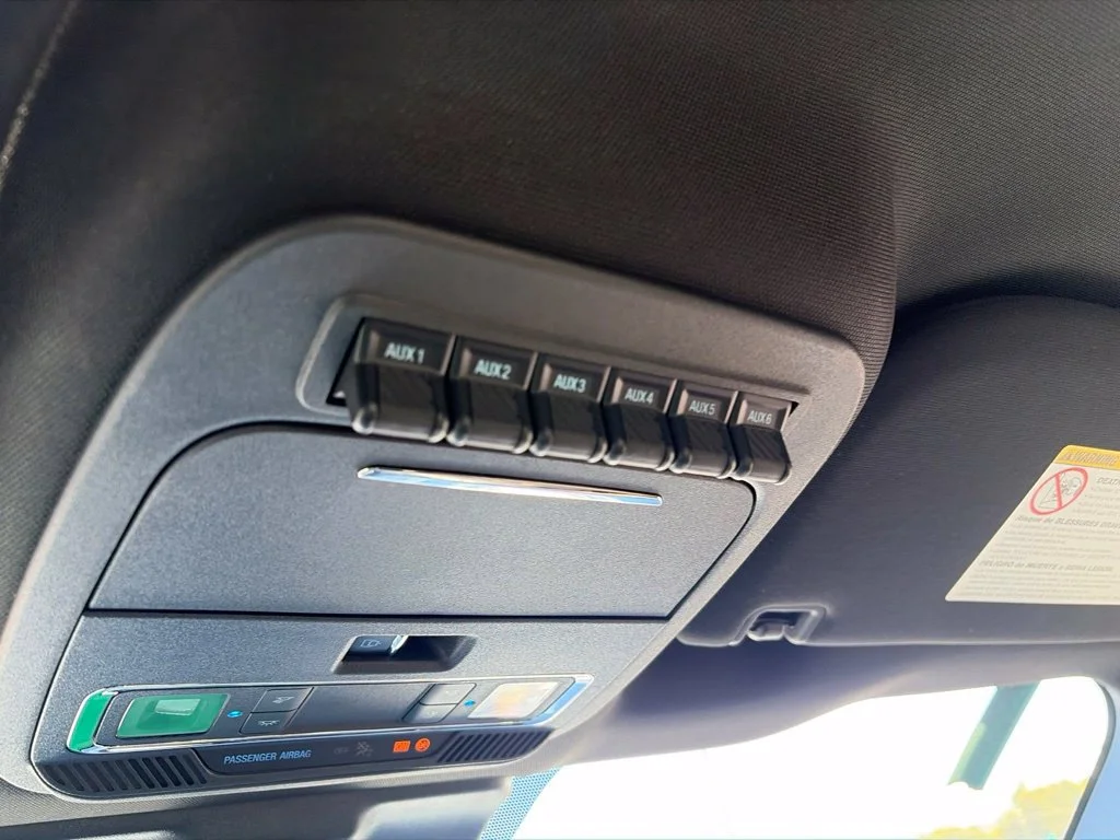 Used 2024 Oxford White Ford Lariat image 27